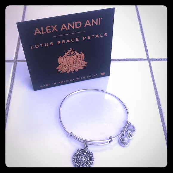 Alex and Ani Lotus Peace Petals - Picture 1 of 3